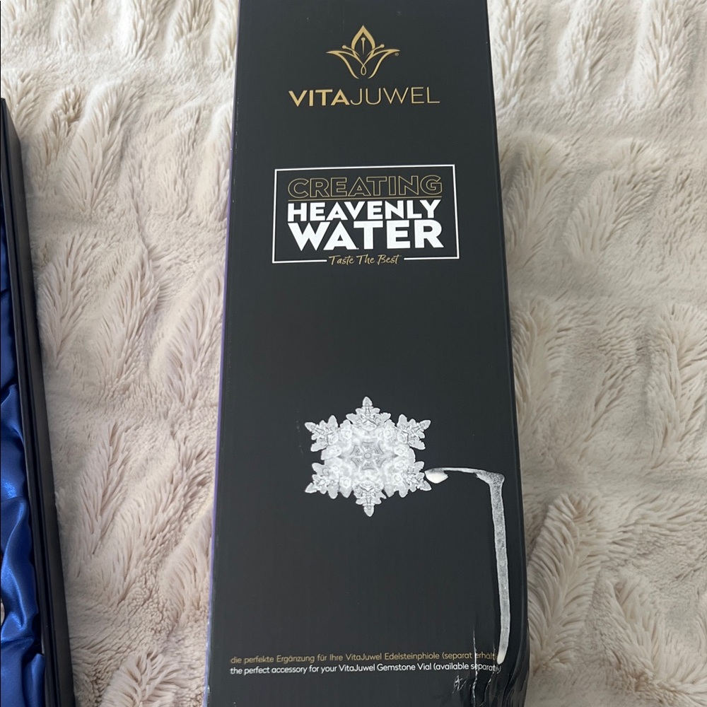 Elegant Glass Water Bottle - Picture 6 of 8